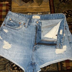 Madewell shorts 29